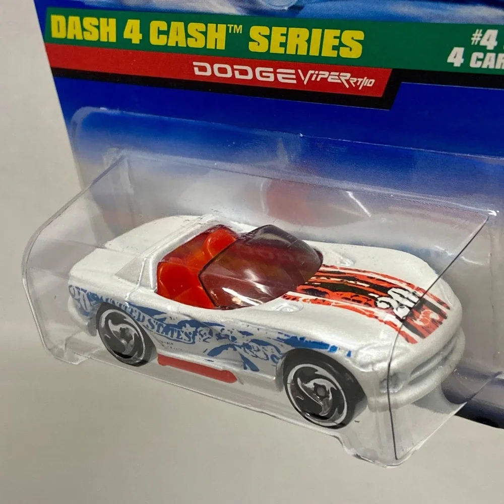 Hot Wheels Dodge Viper RT/10 1998 Dash 4 Cash 4 of 4 Collector #724 Die-cast NIP